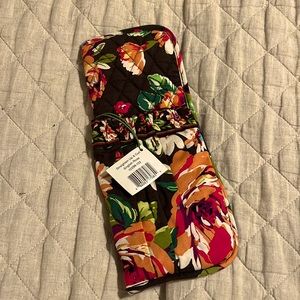 NWT Vera Bradley Straighten Up & Curl Case-English Rose